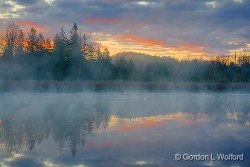Misty River Sunrise_23180.jpg - Scugog River photographed near Lindsay, Ontario Canada.